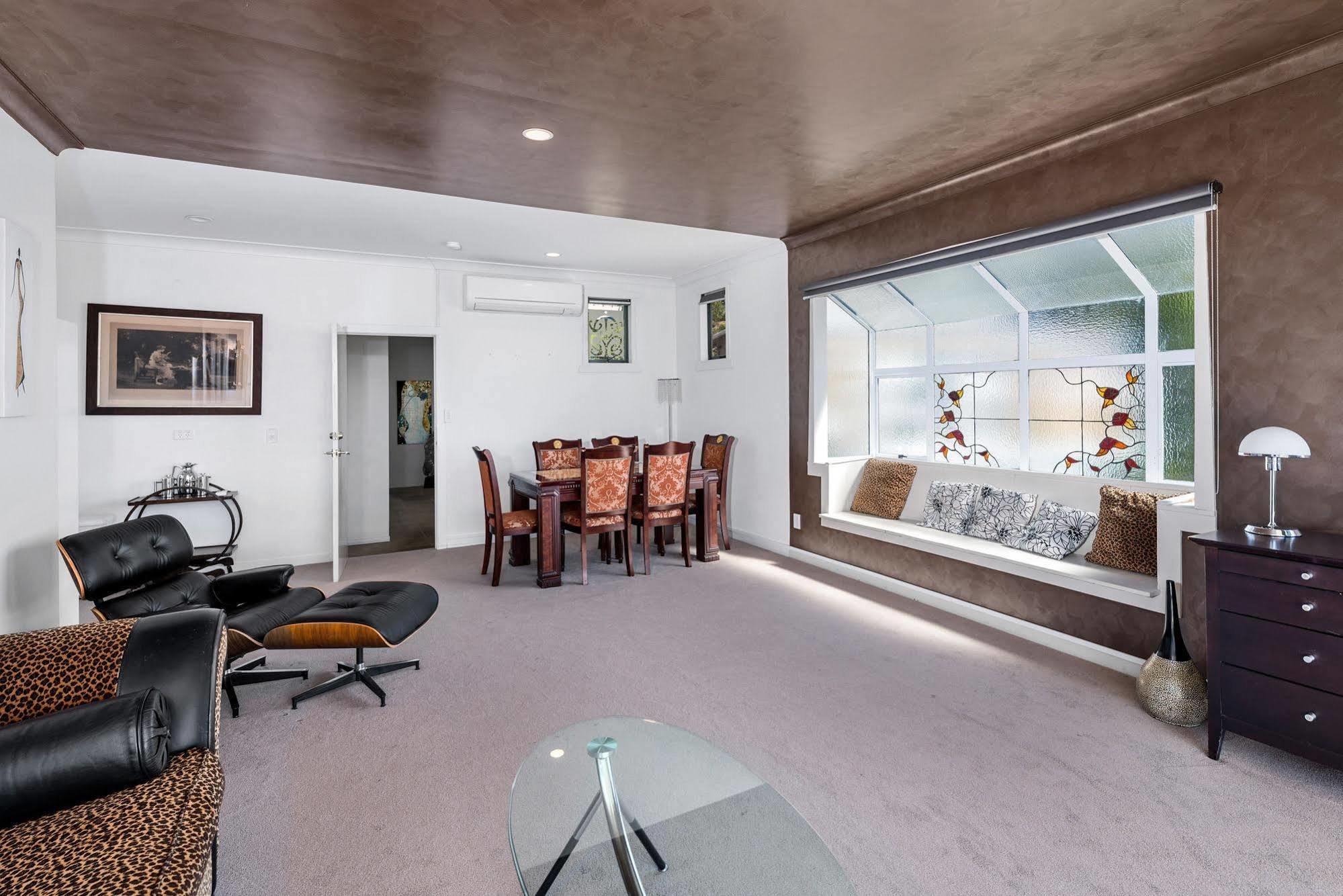 Lakeside City Apartments - Penthouse And Studio 로토루아 외부 사진
